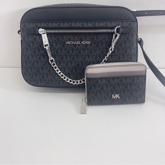 Michael Kors Crossbody With Matching Wallet Black - Picture 2 of 12
